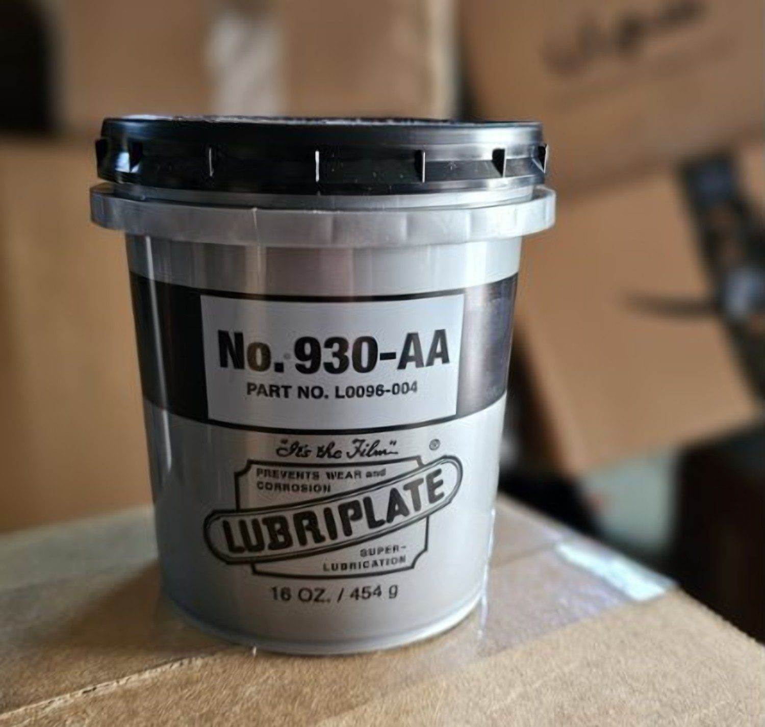 Lubriplate No. 930-AA Grease (16 oz / 454 g)